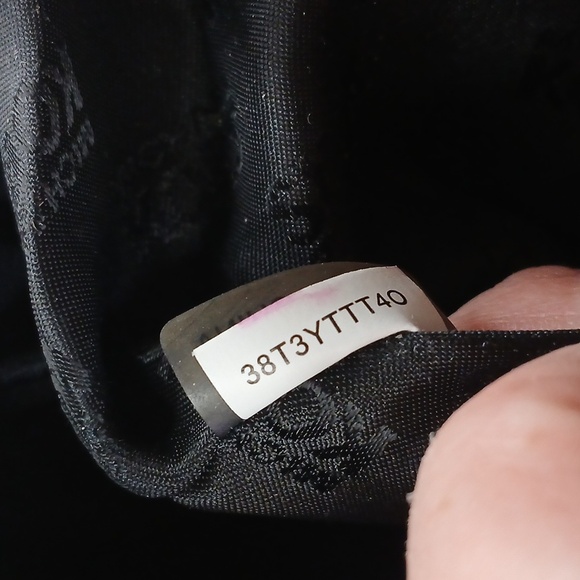 Pristine Michael Kors Jet Set Tote in Mirror Metallic Black - Picture 6 of 11